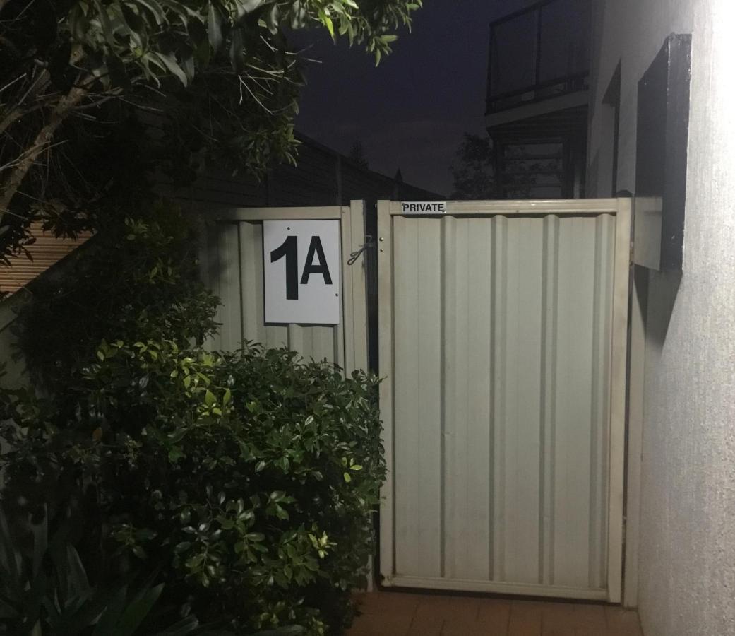 Strathmore Lodge ポート・マッコリー エクステリア 写真